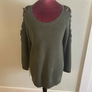 Boutique Buy Green Sweater with open weave shoulders SZ M
